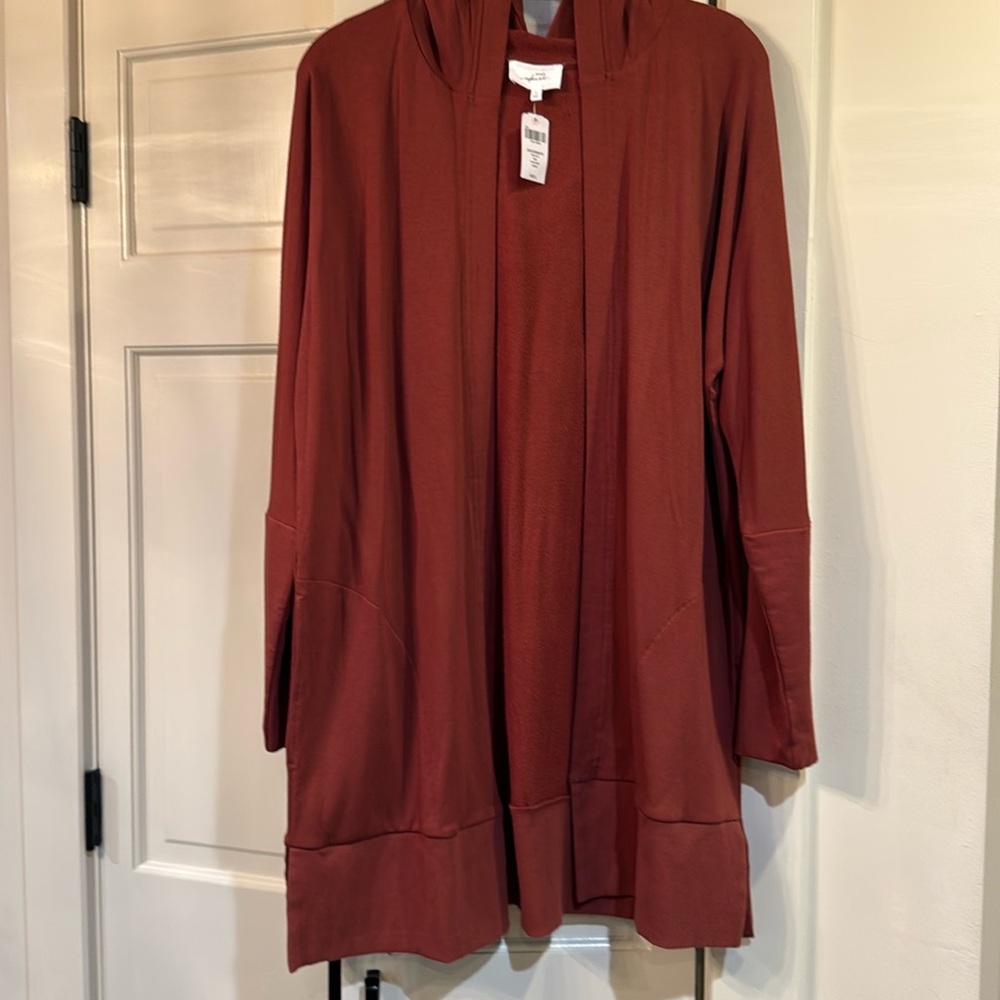 Hooded rust lounge wrap size large by Soma.